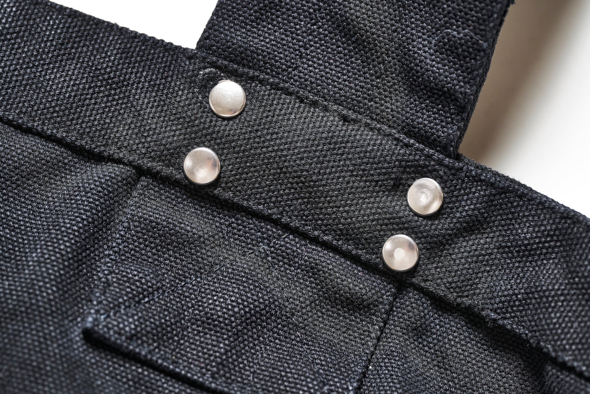 CLUTCH Newspaper Bag – World Club Lightning
